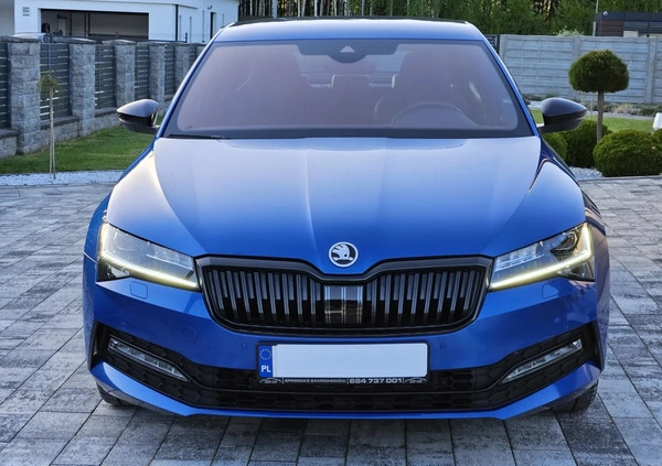 Skoda Superb cena 137700 przebieg: 63230, rok produkcji 2021 z Kielce małe 742